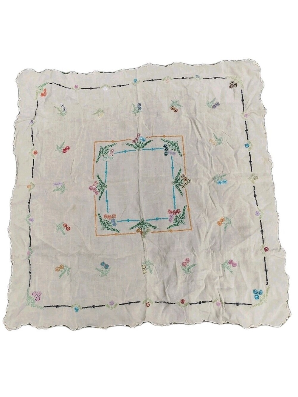 Vintage Embroidered Tablecloth 42x42 Floral Scalloped Cottage Card Table